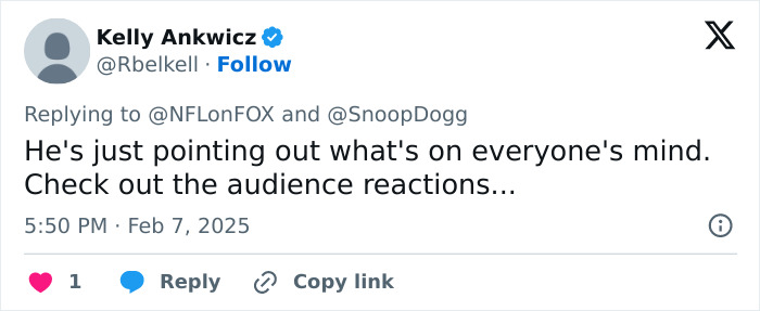 Tweet about Snoop Dogg's joke on Bill Belichick's age gap goes viral, highlighting audience reactions. Tweet about Snoop Dogg's joke on Bill Belichick's age gap goes viral, highlighting audience reactions.