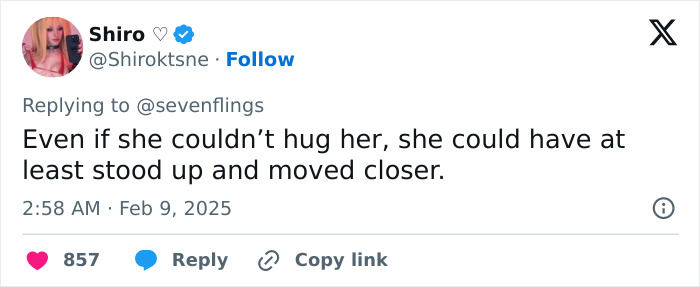 Tweet criticizing Millie Bobby Brown's photo behavior with a disabled fan. Tweet criticizing Millie Bobby Brown's photo behavior with a disabled fan.