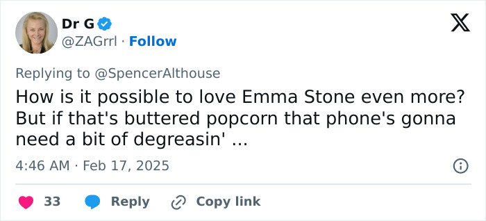Tweet mentioning Emma Stone and popcorn, with humor about phone cleaning. Tweet mentioning Emma Stone and popcorn, with humor about phone cleaning.
