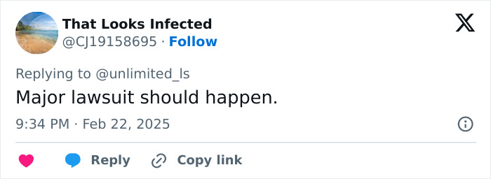 Tweet about Harry Potter AirBnB, mentions lawsuit idea. Tweet about Harry Potter AirBnB, mentions lawsuit idea.