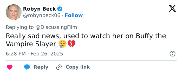 Tweet expressing sadness over Michelle Trachtenberg from "Buffy The Vampire Slayer" with crying and broken heart emojis. Tweet expressing sadness over Michelle Trachtenberg from "Buffy The Vampire Slayer" with crying and broken heart emojis.