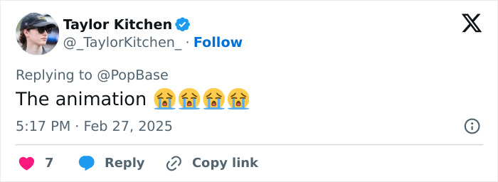 Tweet expressing disappointment with Shrek 5 animation style using crying emojis. Tweet expressing disappointment with Shrek 5 animation style using crying emojis.