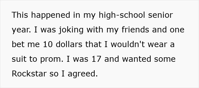 High School Graduate Puts Absent Mom In Her Place When She Comments On Her Prom Outfit High School Graduate Puts Absent Mom In Her Place When She Comments On Her Prom Outfit