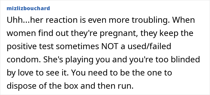 Text suggesting a creepy box in a girlfriend's wardrobe causes relationship doubts. Text suggesting a creepy box in a girlfriend's wardrobe causes relationship doubts.