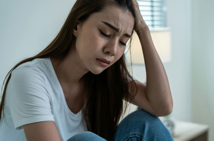 Woman Considers Cutting Out Her Favorite Cousin From Her Life After How Nasty She Became As A Mom Woman Considers Cutting Out Her Favorite Cousin From Her Life After How Nasty She Became As A Mom