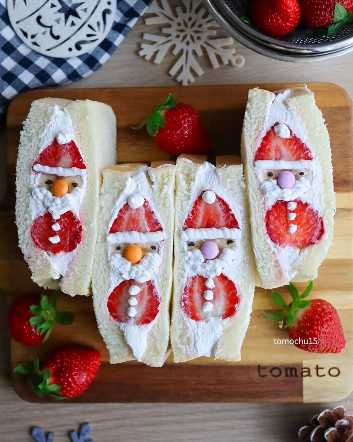 Creative lunchbox idea with strawberry Santa sandwiches by a talented Japanese artist.
