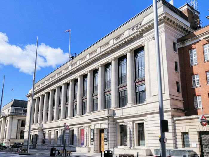 Science museum building under a clear blue sky, facing backlash over claims regarding magnets and Lego bricks. Science museum building under a clear blue sky, facing backlash over claims regarding magnets and Lego bricks.