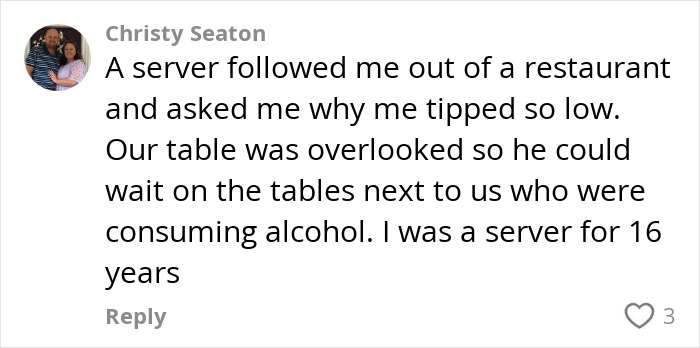 Comment discussing a server asking why a tip was low, sparking a debate. Comment discussing a server asking why a tip was low, sparking a debate.