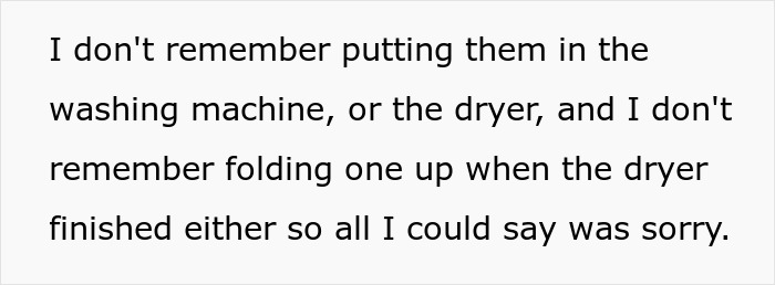 Text about forgetting laundry tasks, mentioning washing machine and dryer. Text about forgetting laundry tasks, mentioning washing machine and dryer.