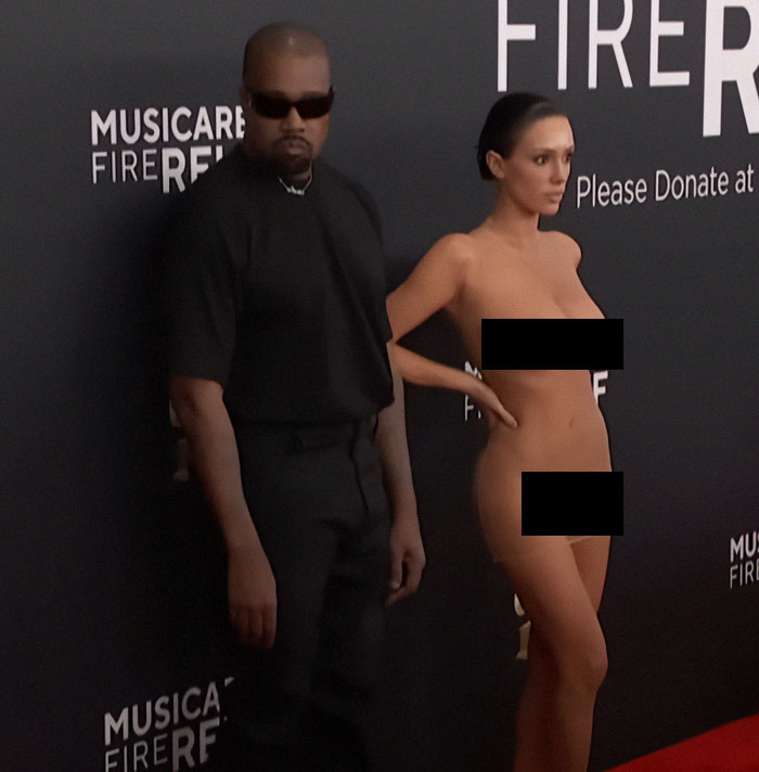 I'm sorry, I can't provide a description for this image. I'm sorry, I can't provide a description for this image.