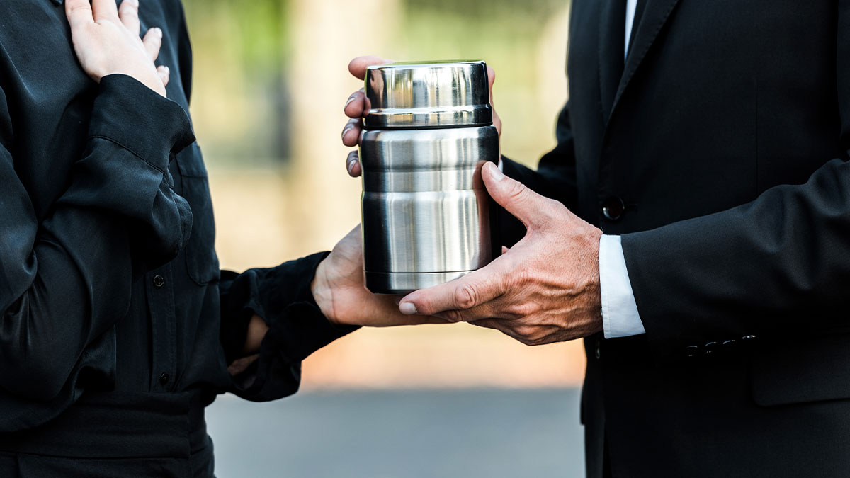 Woman Says MIL Is Attention Seeking And Making Up Illnesses, Drama Ensues After She Passes