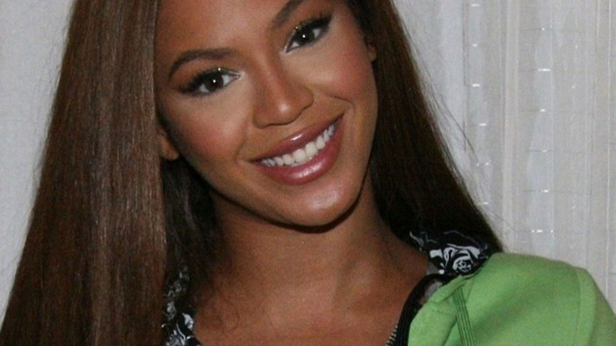 35 Celeb Moments That’ve Been Basically Scrubbed Off The Web And No One Can Find Them