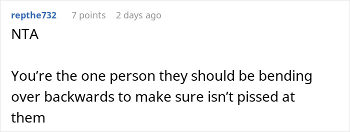 Screenshot of a comment about refusing backyard use for a wedding after being denied a plus-one. Screenshot of a comment about refusing backyard use for a wedding after being denied a plus-one.