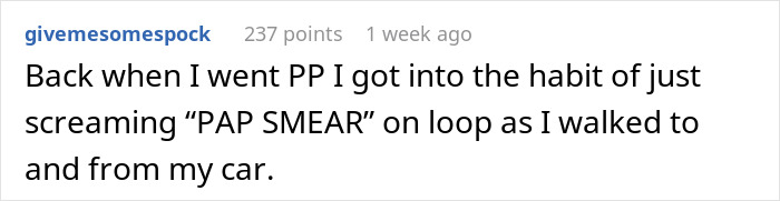 Text post about shouting "PAP SMEAR" while visiting Planned Parenthood for screenings. Text post about shouting "PAP SMEAR" while visiting Planned Parenthood for screenings.