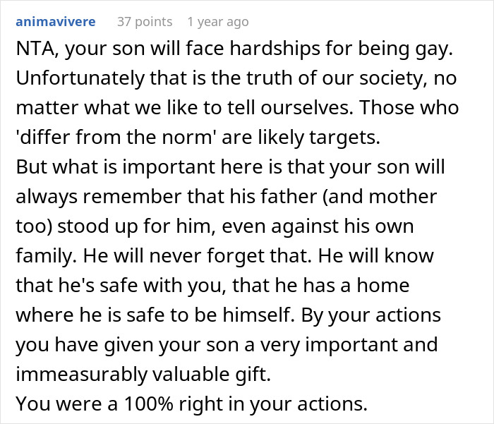 Reddit comment supporting a father who defended his gay son against family criticism. Reddit comment supporting a father who defended his gay son against family criticism.