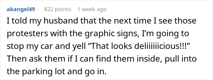 Reddit comment about a woman's encounter with a Planned Parenthood protester. Reddit comment about a woman's encounter with a Planned Parenthood protester.