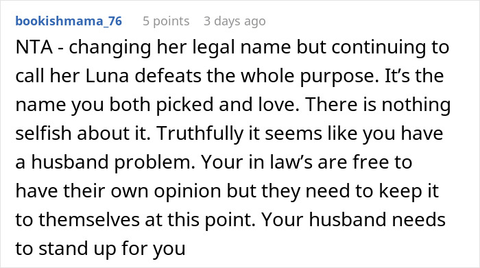 Reddit comment discussing why the name "Luna" shouldn’t be changed despite family opinions. Reddit comment discussing why the name "Luna" shouldn’t be changed despite family opinions.