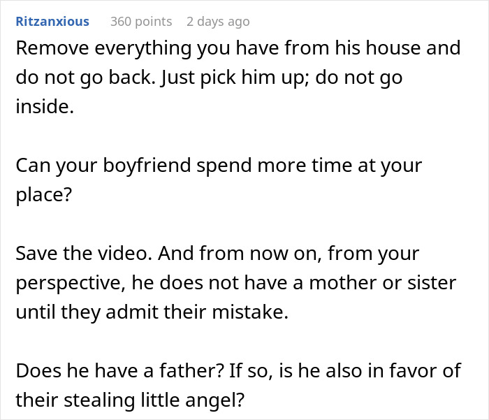 Online comment advising woman on boyfriend's sister stealing, mentioning video evidence. Online comment advising woman on boyfriend's sister stealing, mentioning video evidence.