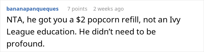 Text image discussing a popcorn refill and a reaction about a "pay it forward" scenario. Text image discussing a popcorn refill and a reaction about a "pay it forward" scenario.
