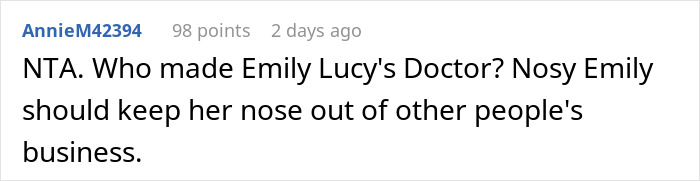 Text comment defending a woman who bought coffee for a pregnant coworker, criticizing another colleague's opinion. Text comment defending a woman who bought coffee for a pregnant coworker, criticizing another colleague's opinion.
