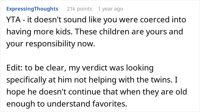 Reddit comment discussing responsibility of a dad refusing to help with newborn twins. Reddit comment discussing responsibility of a dad refusing to help with newborn twins.