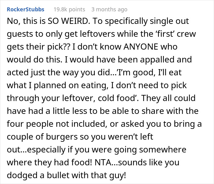Reddit user comments on friends who let guests eat only leftovers, expressing disapproval. Reddit user comments on friends who let guests eat only leftovers, expressing disapproval.