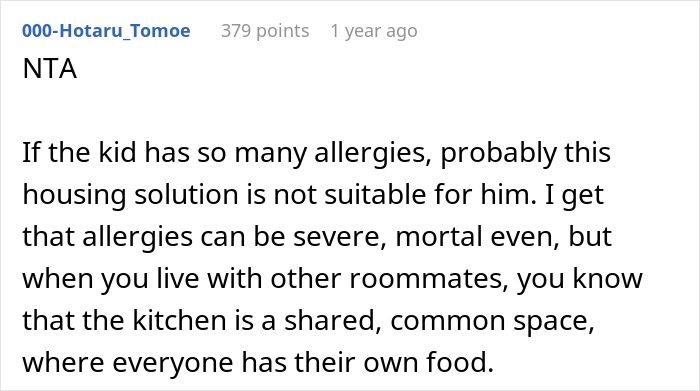 Text: Roommate discusses allergies and shared kitchen responsibilities. Text: Roommate discusses allergies and shared kitchen responsibilities.
