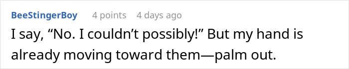 Online discussion about an elderly woman offering money for a seat switch. Online discussion about an elderly woman offering money for a seat switch.
