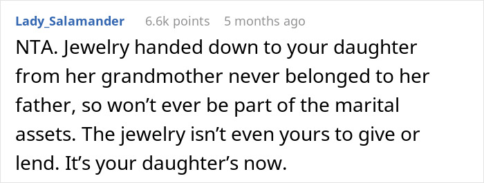 Reddit comment discussing inheritance of jewelry, emphasizing a daughter's right to keep it. Reddit comment discussing inheritance of jewelry, emphasizing a daughter's right to keep it.