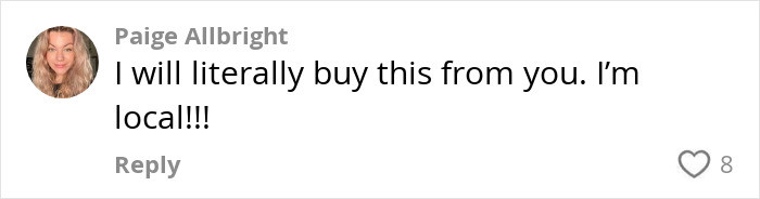 Comment expressing interest in buying Carrie Bradshaw’s wedding dress from a thrift store find. Comment expressing interest in buying Carrie Bradshaw’s wedding dress from a thrift store find.