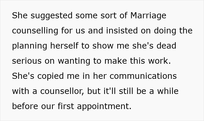 Man Confused Why Wife Lies About Him To Her Friends, Finds Even More Text Conversations Man Confused Why Wife Lies About Him To Her Friends, Finds Even More Text Conversations