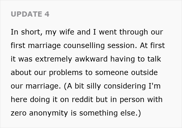 Man Confused Why Wife Lies About Him To Her Friends, Finds Even More Text Conversations Man Confused Why Wife Lies About Him To Her Friends, Finds Even More Text Conversations