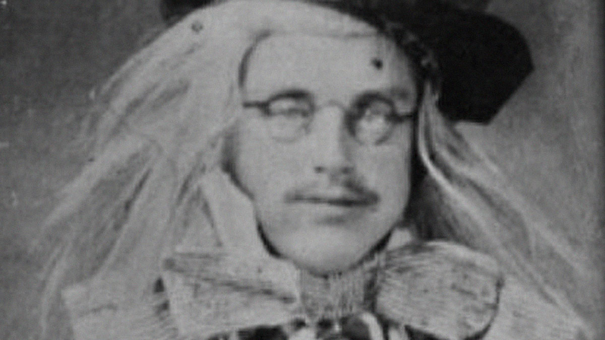 30 Intriguing True Stories From The Past Few Know About