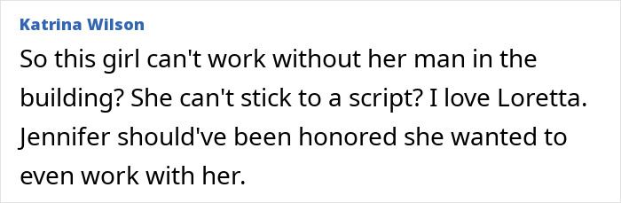 Text exchange commenting on Jennifer Love Hewitt's alleged problematic behavior with a former co-star. Text exchange commenting on Jennifer Love Hewitt's alleged problematic behavior with a former co-star.