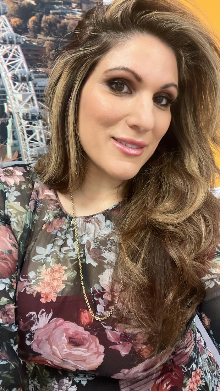 Woman Declares War On Noisy Toddler, Calls CPS, Loses Everything But Her Own Echoing Silence Woman Declares War On Noisy Toddler, Calls CPS, Loses Everything But Her Own Echoing Silence