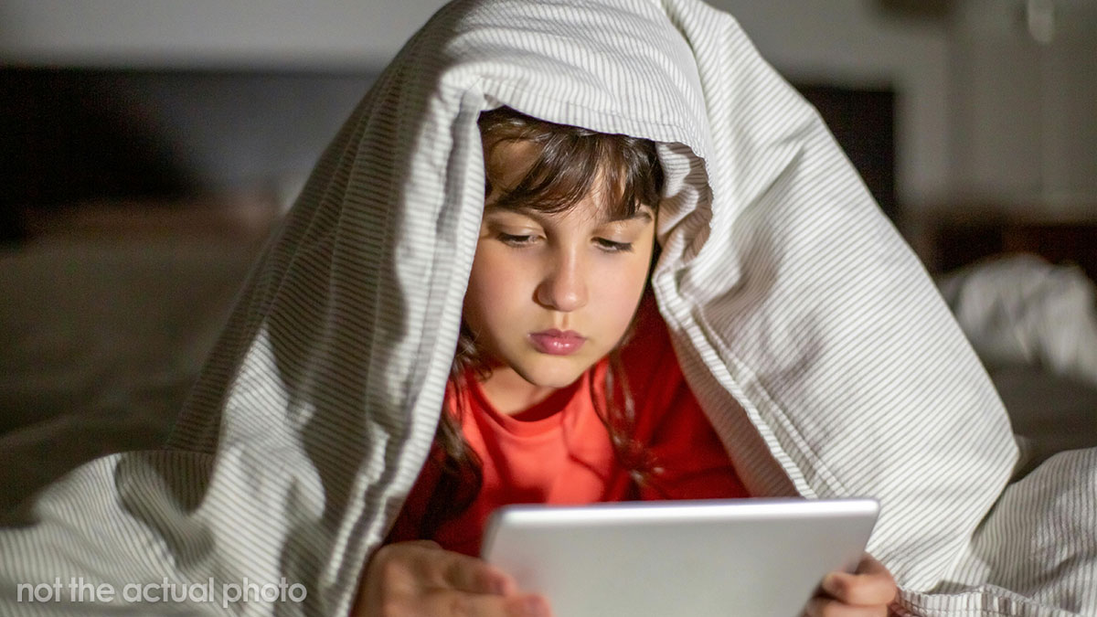 8YO Is Freeloading Off Neighbor’s Internet, Entitled Mom Expects Neighbor To Change WiFi Password