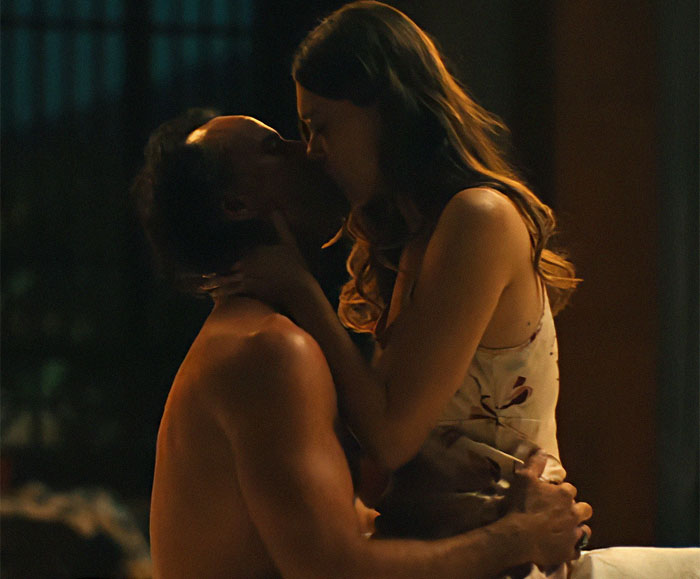 Intimate scene from 'The White Lotus', highlighting discussions on intimacy coordinators. Intimate scene from 'The White Lotus', highlighting discussions on intimacy coordinators.