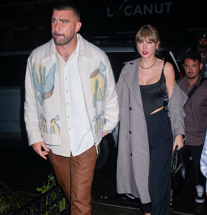 Fans "Figure Out" A Comment Taylor Swift Made As She Was Booed At The Super Bowl Fans "Figure Out" A Comment Taylor Swift Made As She Was Booed At The Super Bowl