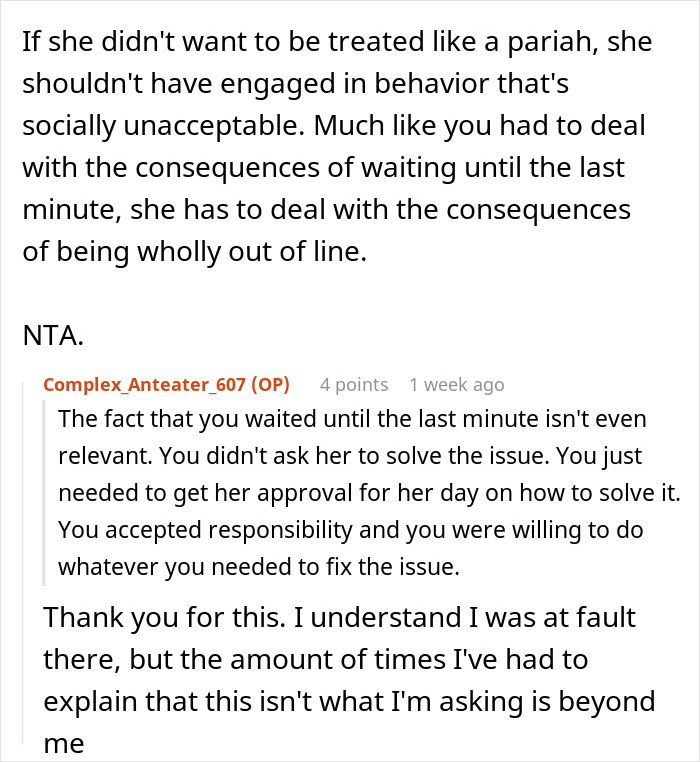 Reddit thread discussing skipping a friend's wedding due to socially unacceptable behavior. Reddit thread discussing skipping a friend's wedding due to socially unacceptable behavior.