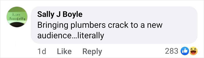 “Plumber’s Crack”: Internet Reacts To Risqué Red Carpet Trend Of Stars Flashing Their Rears “Plumber’s Crack”: Internet Reacts To Risqué Red Carpet Trend Of Stars Flashing Their Rears