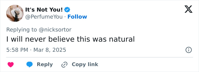 Tweet expressing disbelief about a natural event. Tweet expressing disbelief about a natural event.