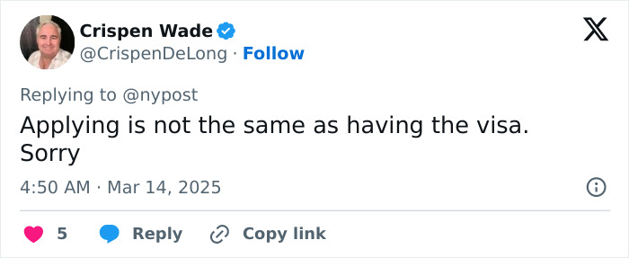 Tweet about visa application differences from American Pie star. Tweet about visa application differences from American Pie star.