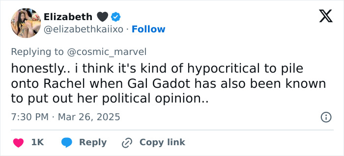 Tweet discusses criticism of Rachel Zegler and Gal Gadot's political opinions. Tweet discusses criticism of Rachel Zegler and Gal Gadot's political opinions.