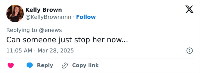 Tweet reacting to JoJo Siwa's debut of shaved rainbow head style. Tweet reacting to JoJo Siwa's debut of shaved rainbow head style.