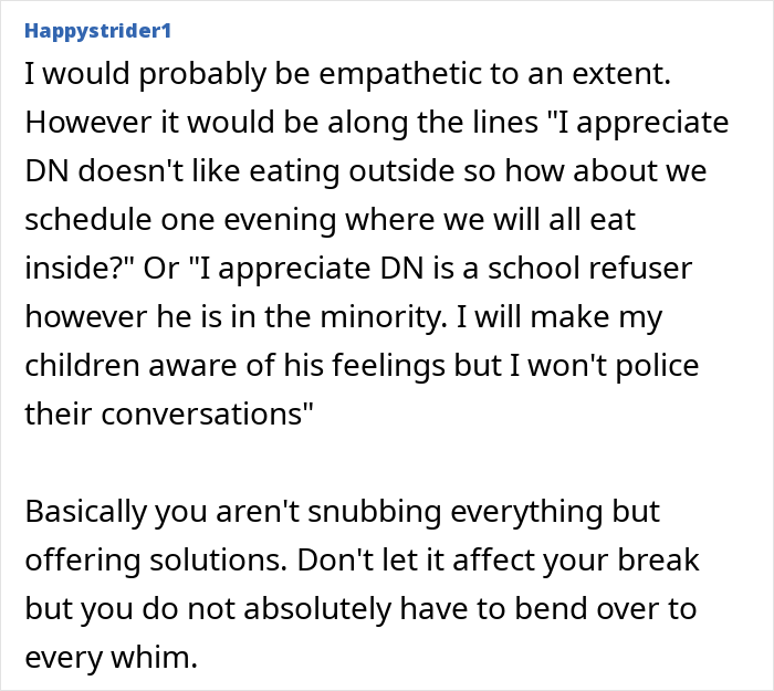 Woman Doesn't Know How To React To Sister's Rules For Upcoming Family Holiday Woman Doesn't Know How To React To Sister's Rules For Upcoming Family Holiday