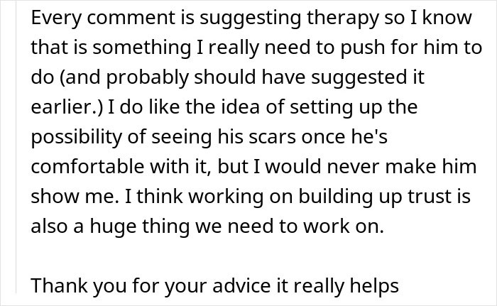 Text suggests therapy for dealing with boyfriend's burn scars, emphasizing trust-building and comfort. Text suggests therapy for dealing with boyfriend's burn scars, emphasizing trust-building and comfort.