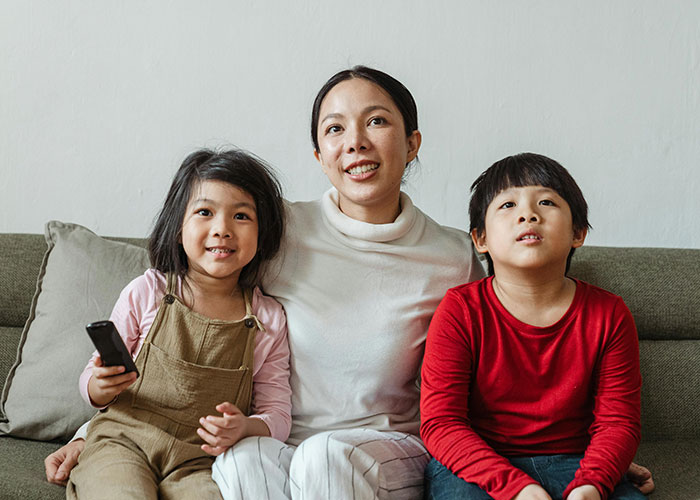 50 Gen X Who Are Tired Of Modern Life Share What They Miss: "Skinny-Dipping"