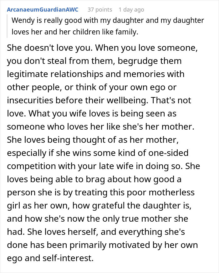 Text from online forum discussing a man's plan to surprise his daughter with tapes from her late mother. Text from online forum discussing a man's plan to surprise his daughter with tapes from her late mother.