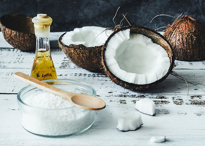 “Vaseline”: 30 Beauty Secrets That Every Woman Should Know