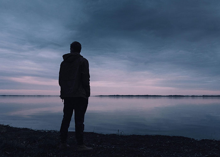 50 Gen X Who Are Tired Of Modern Life Share What They Miss: "Skinny-Dipping"